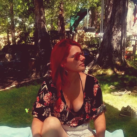 Meet your Posher, Leanne - Picture 1 of 1